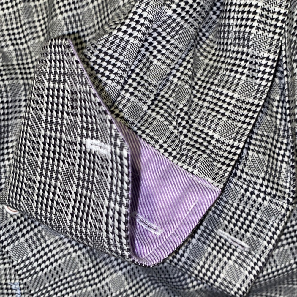 Robert Graham, 39/15.5, 100 % cotton, cufflink cuff, long sleeve, houndstooth - Picture 9 of 9
